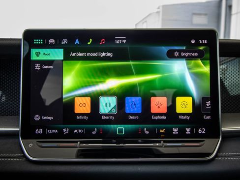 Certified 2025 Volkswagen Tiguan SE R-Line FWD image 44