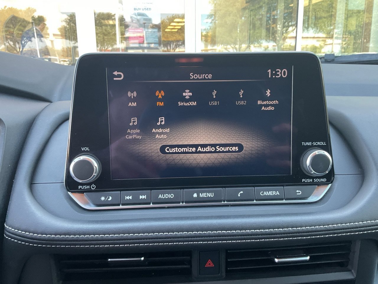 Used 2025 Nissan Rogue SV FWD image 27