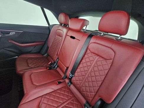 Used 2021 Audi SQ8 Premium Plus w/ SQ8 Black Optic Package image 17