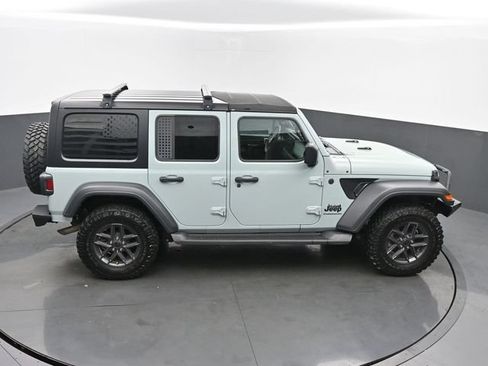Used 2024 Jeep Wrangler Unlimited Sport AWD/4WD image 41
