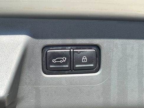 Used 2024 Hyundai Santa Fe Limited AWD/4WD image 15