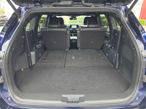 Certified 2024 Toyota Highlander XSE FWD image 18