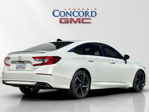 Used 2022 Honda Accord Sport image 4