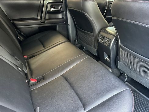 Used 2022 Toyota 4Runner TRD Off-Road Premium image 18