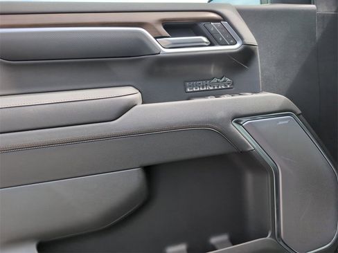 New 2026 Chevrolet Silverado 1500 High Country w/ LPO, Dark Essentials Package image 11