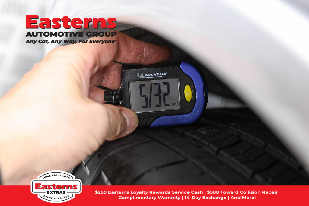 Used 2025 Dodge Durango GT RWD image 28