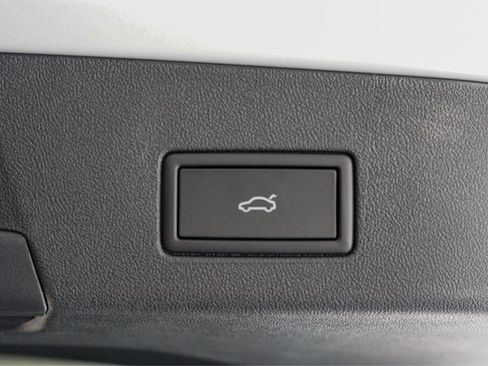 New 2025 Volkswagen ID.4 Pro S Plus image 26