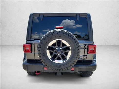 Used 2018 Jeep Wrangler Unlimited Rubicon AWD/4WD image 7