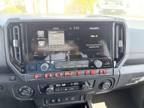 Used 2026 Nissan Frontier PRO-4X AWD/4WD image 31