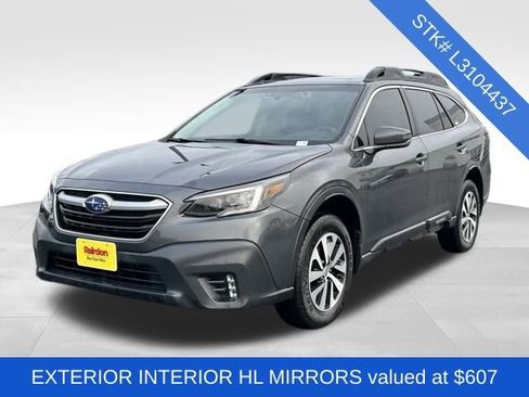 Used 2020 Subaru Outback Premium image 3