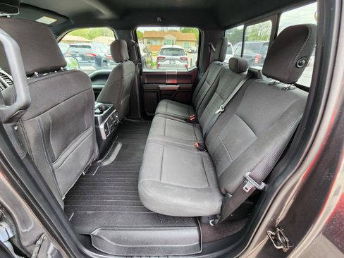 Used 2018 Ford F150 XLT w/ Equipment Group 302A Luxury AWD/4WD image 15