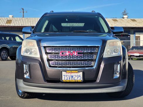 Used 2015 GMC Terrain SLT image 2