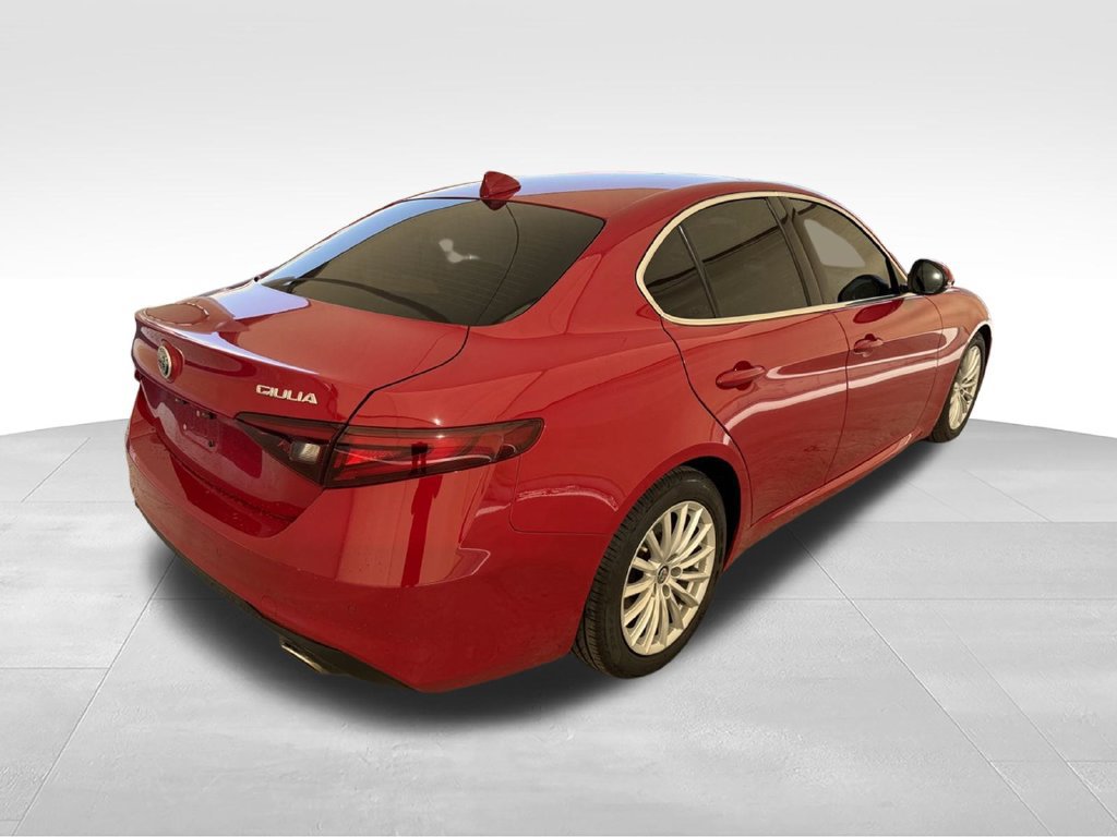 Used 2021 Alfa Romeo Giulia Sprint w/ Active Assist 1 Package RWD image 11