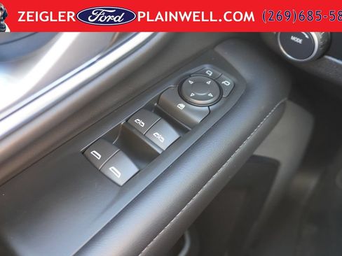 Used 2022 Chevrolet Tahoe 4WD image 25