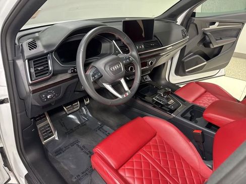 Used 2024 Audi SQ5 Premium Plus w/ Premium Plus Package image 14