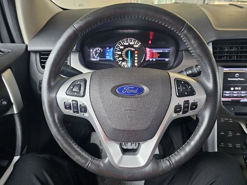 Used 2013 Ford Edge SEL image 20