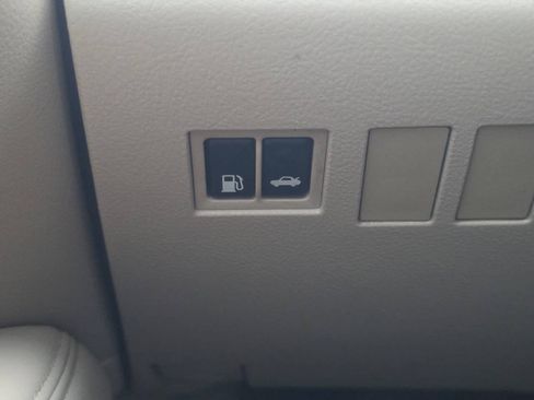 Used 2006 Toyota Avalon XLS FWD image 20