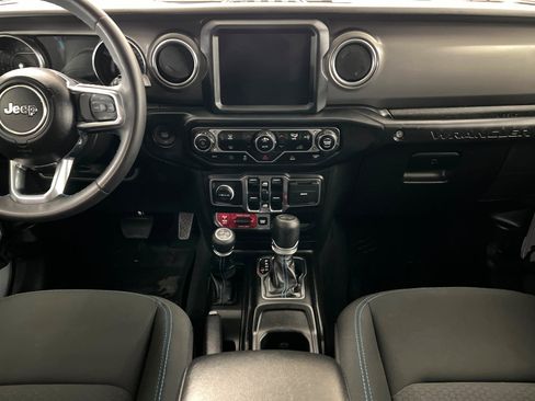 Used 2023 Jeep Wrangler Unlimited Rubicon 4xe w/ Steel Bumper Group AWD/4WD image 13