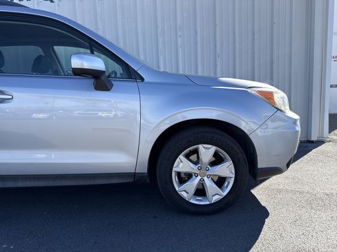 Used 2015 Subaru Forester 2.5i Limited image 30