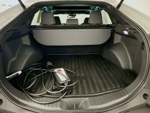 Used 2024 Toyota bZ4X XLE w/ Weather Package image 31