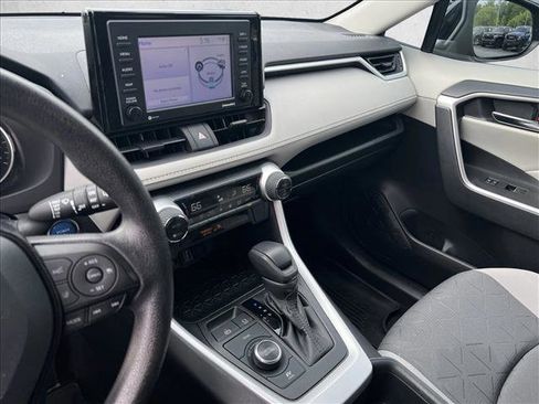 Certified 2022 Toyota RAV4 XLE w/ Convenience Package AWD/4WD image 14