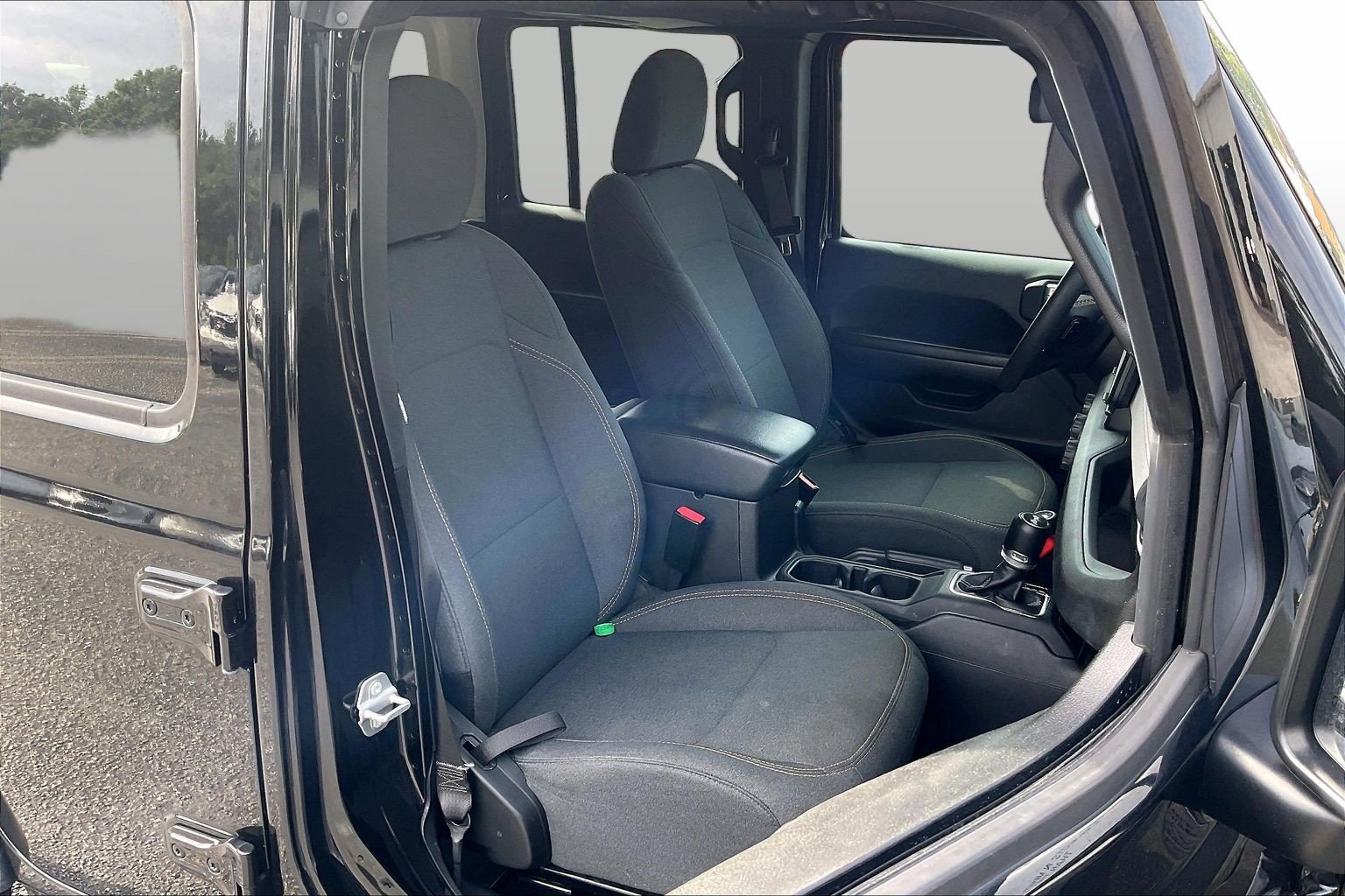 Used 2024 Jeep Wrangler Unlimited Sport AWD/4WD image 8
