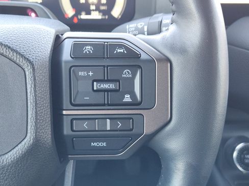 Used 2024 Toyota Land Cruiser image 32