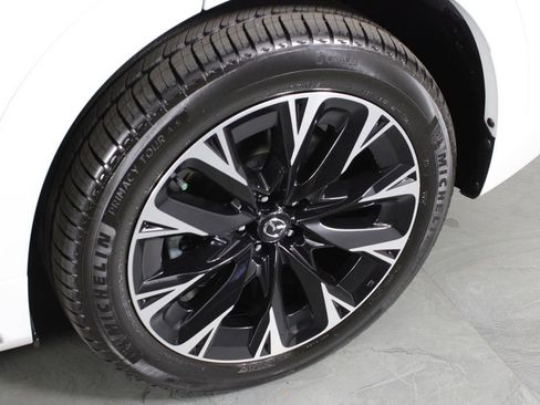 Used 2024 MAZDA CX-90 3.3 Turbo S w/ Premium Plus image 10