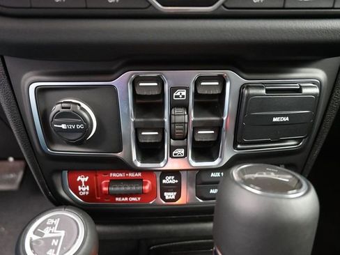 New 2026 Jeep Gladiator Rubicon image 19