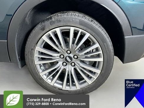 Used 2024 Cadillac XT4 Premium Luxury w/ Technology Package image 34