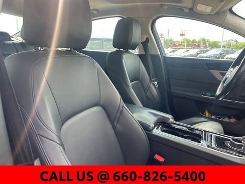 Used 2017 Jaguar XF Premium AWD/4WD image 7