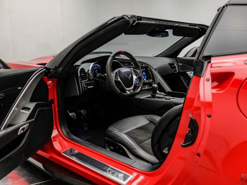 Used 2019 Chevrolet Corvette ZR1 RWD image 45