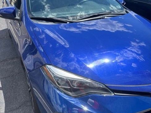 Used 2019 Toyota Corolla SE w/ SE Premium Package FWD image 1