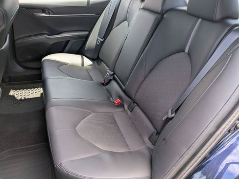 Used 2022 Toyota Camry XSE FWD image 28