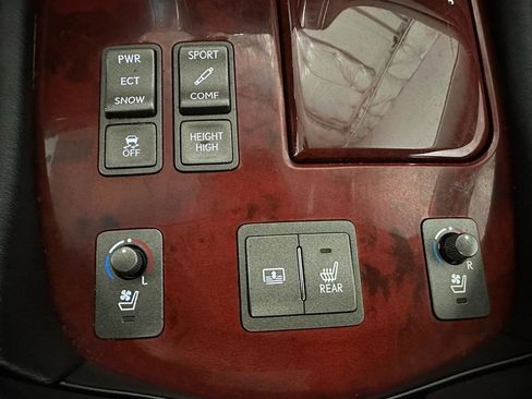 Used 2009 Lexus LS 460 AWD image 30