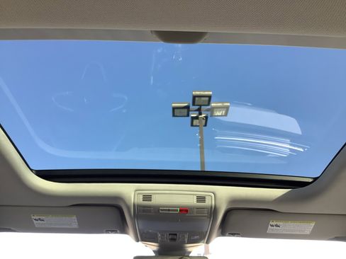 New 2025 Volkswagen Jetta SE image 12