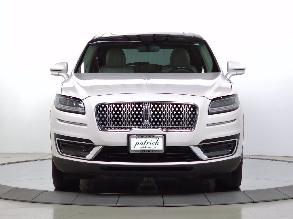 Used 2019 Lincoln Nautilus Reserve AWD/4WD image 2