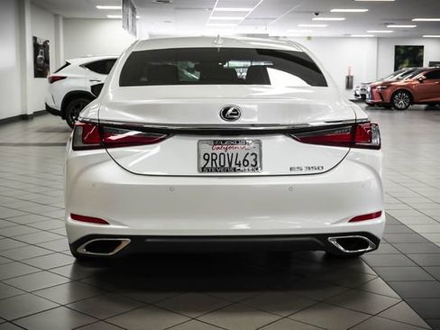 Used 2025 Lexus ES 350 w/ Premium Package image 7