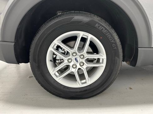 Used 2025 Ford Explorer Active image 62