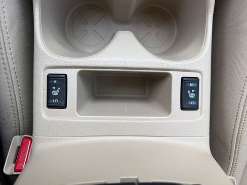 Used 2015 Nissan Rogue SL image 29