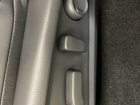 Used 2026 Subaru Forester Premium AWD/4WD image 14