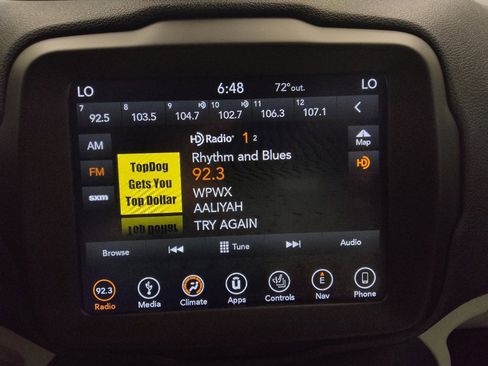 Used 2019 Jeep Renegade Limited w/ UConnect 8.4 Nav Group AWD/4WD image 25