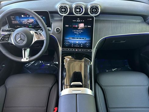 New 2026 Mercedes-Benz GLC 350e 4MATIC image 16