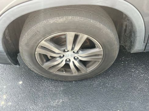 Used 2017 Honda Pilot EX-L image 4