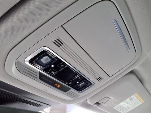 New 2026 Lincoln Nautilus Premier AWD/4WD image 16