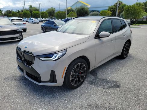 Used 2026 BMW X3 xDrive30i w/ Premium Package AWD/4WD image 3