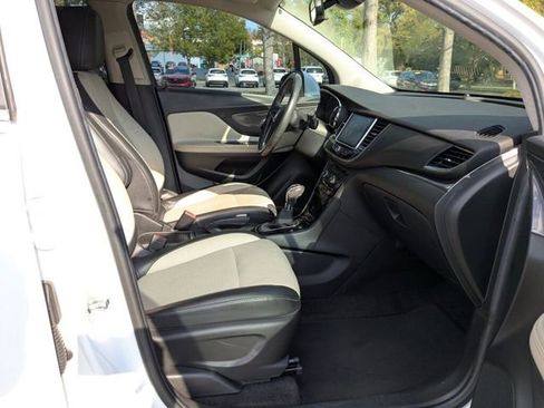 Used 2017 Buick Encore Preferred FWD image 32