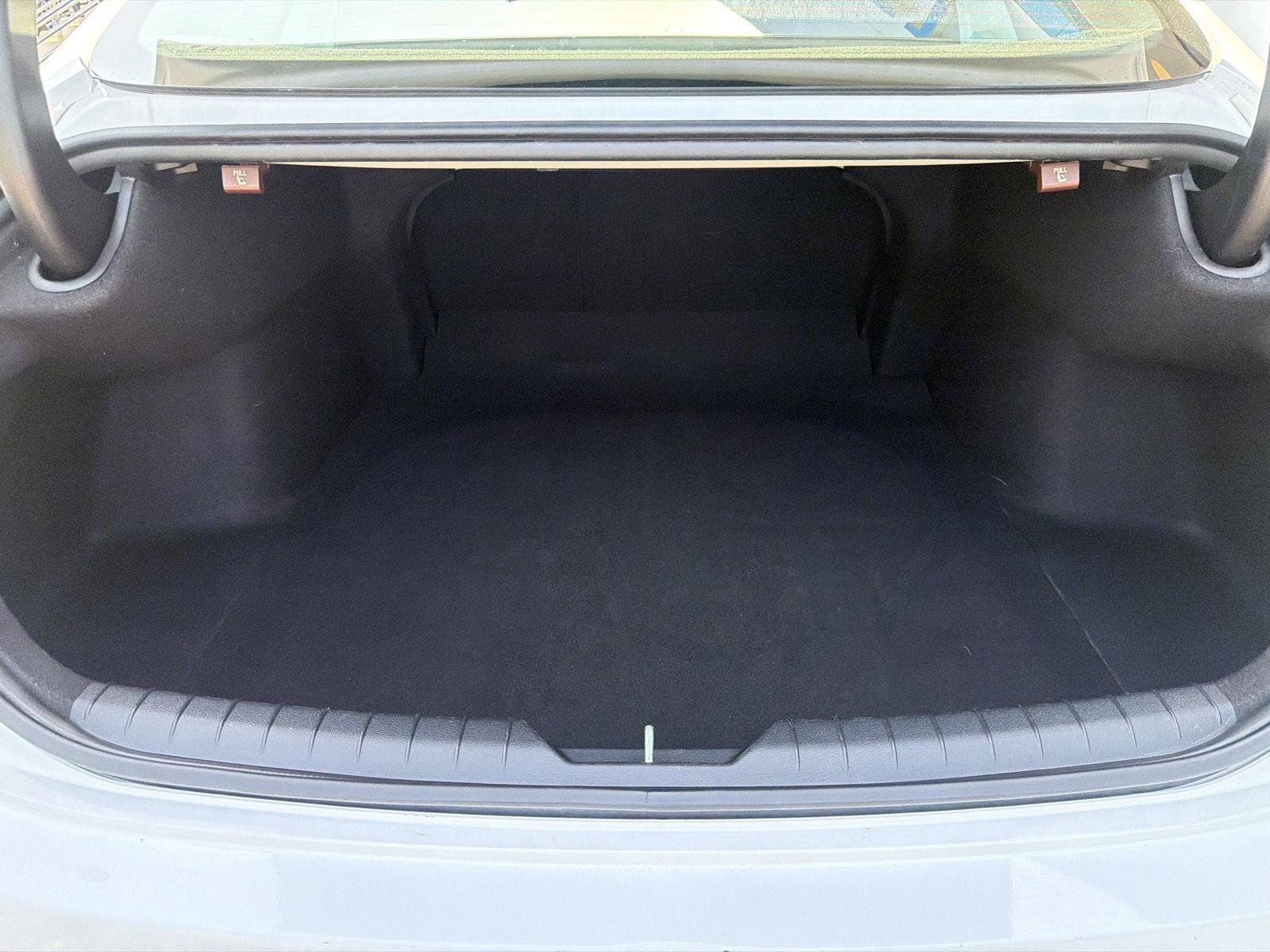 Used 2025 Hyundai Sonata SEL FWD image 35