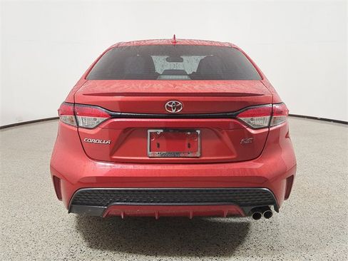 Used 2021 Toyota Corolla SE image 6