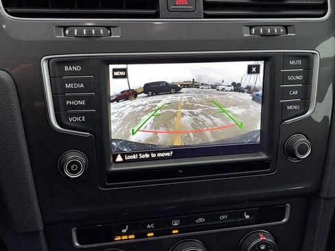 Used 2017 Volkswagen Golf Alltrack SE image 15